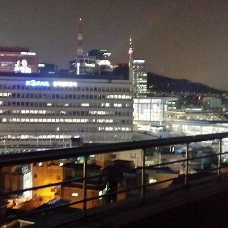 Feliz Guesthouse, Seoul Station Екстер'єр фото