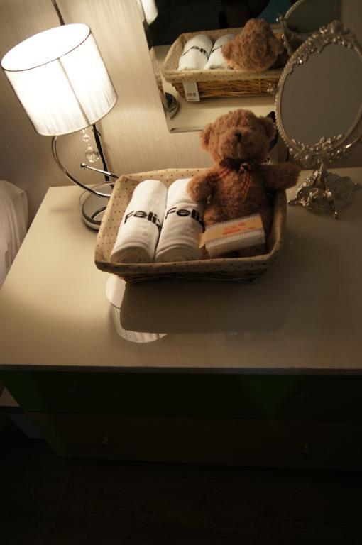 Feliz Guesthouse, Seoul Station Екстер'єр фото