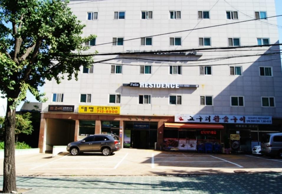 Feliz Guesthouse, Seoul Station Екстер'єр фото