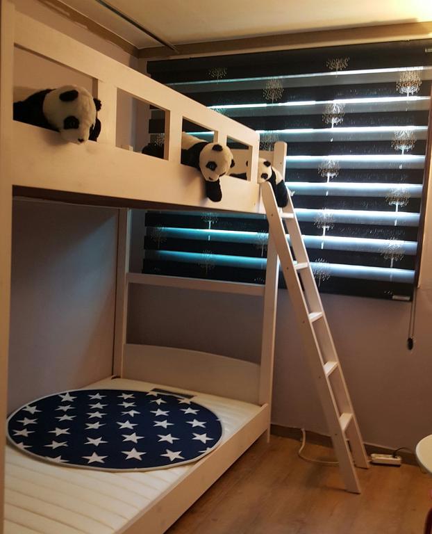 Feliz Guesthouse, Seoul Station Екстер'єр фото
