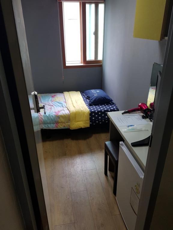 Feliz Guesthouse, Seoul Station Екстер'єр фото